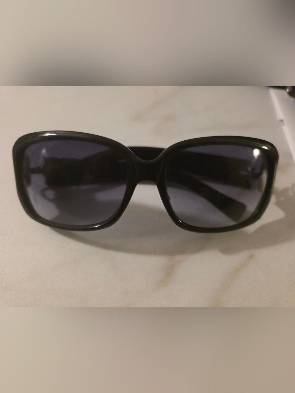 Guess Black Women's Oversized Sunglasses with Dark Lenses